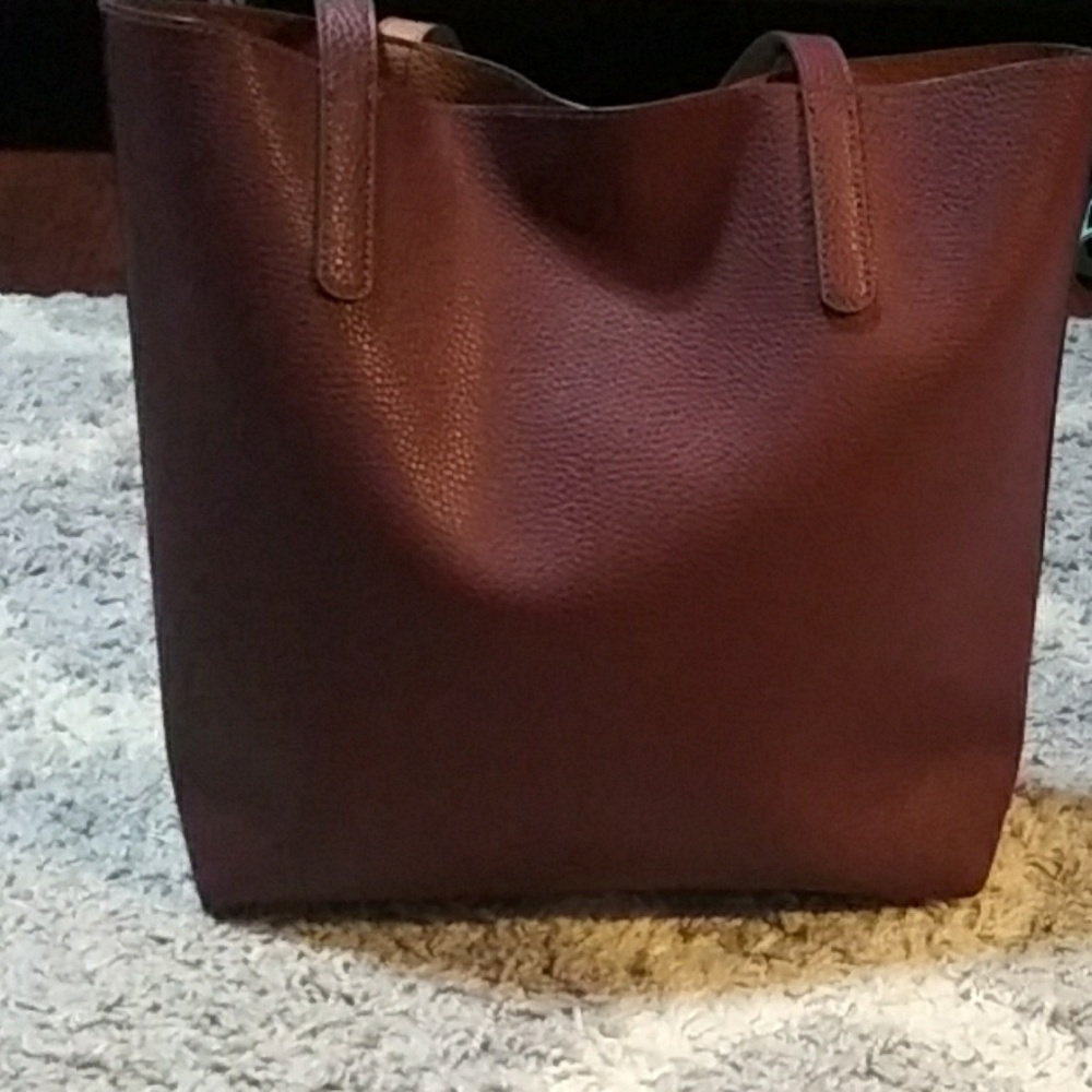 NWOT Burgundy purse
